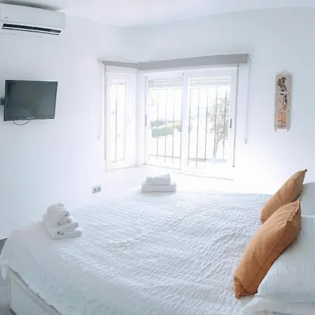 Torreguadiaro - 2 Mins Walk From The Bars And Restaurants Villa San Roque (Andalucia)